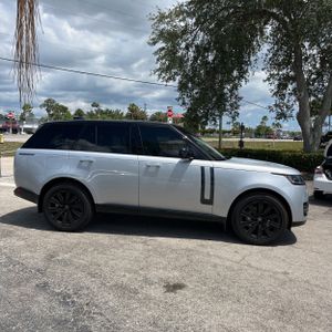 LAND ROVER RANGE ROVER P400 SE - 10