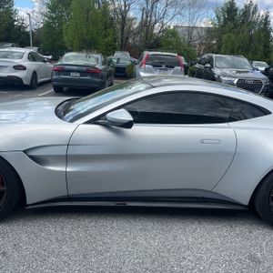 ASTON MARTIN VANTAGE BASE - 4