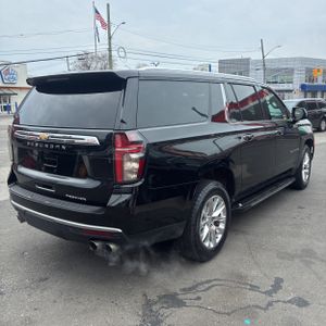 CHEVROLET SUBURBAN PREMIER - 8