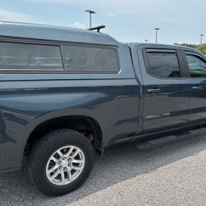 صورة 9 لـ 2021 Chevrolet SILVERADO 1500 LT