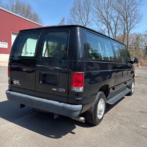 FORD E-SERIES E-150 XL - 8