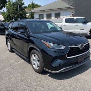 صورة مصغرة 12 لـ 2022 Toyota HIGHLANDER L
