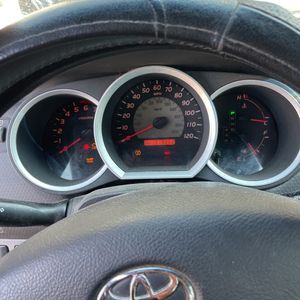 صورة مصغرة 34 لـ 2008 Toyota TACOMA PRERUNNER V6