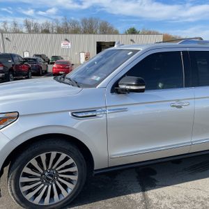 LINCOLN NAVIGATOR RESERVE - 2