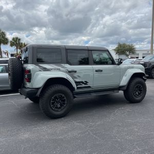 FORD BRONCO RAPTOR - 10