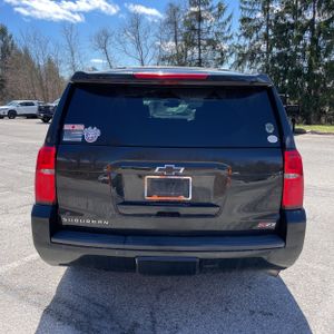 CHEVROLET SUBURBAN LT - 7