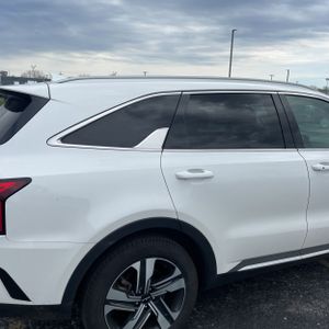 KIA SORENTO HYBRID EX - 9