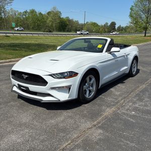 FORD MUSTANG ECOBOOST - 1