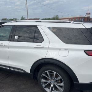 FORD EXPLORER PLATINUM - 6