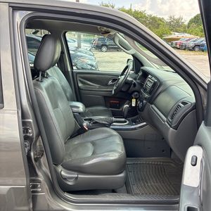 2006 Mazda TRIBUTE I — миниатюра 32