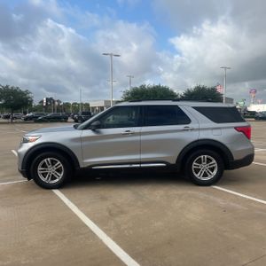 FORD EXPLORER XLT - 3