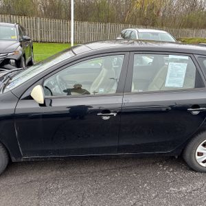 HYUNDAI ELANTRA TOURING GLS - 4