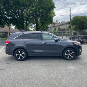 KIA SORENTO EX V6 - 10