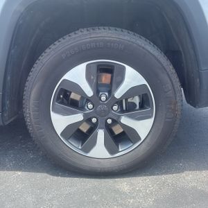 صورة مصغرة 18 لـ 2024 JEEP GRAND CHEROKEE 4XE