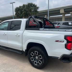 CHEVROLET COLORADO - 6
