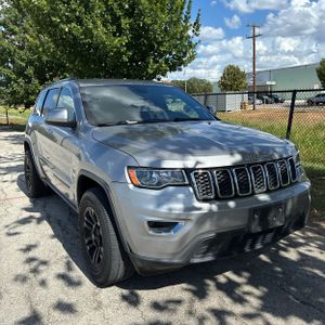 2017 JEEP GRAND CHEROKEE LAREDO — фото 11