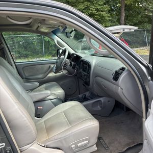 صورة مصغرة 31 لـ 2004 Toyota SEQUOIA SR5