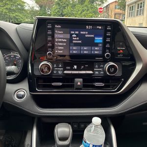 2020 Toyota HIGHLANDER L — фото 34