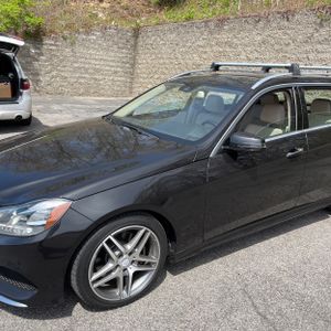 MERCEDES-BENZ E-CLASS - 2