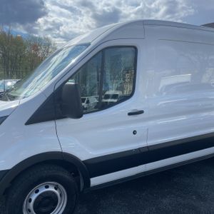 FORD TRANSIT 250 - 2