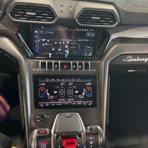 صورة مصغرة 33 لـ 2023 Lamborghini URUS BASE