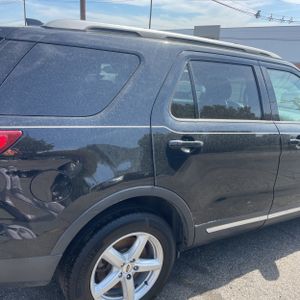 FORD EXPLORER XLT - 9