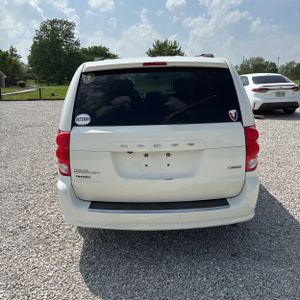 DODGE GRAND CARAVAN - 7