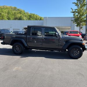 JEEP GLADIATOR SPORT - 10