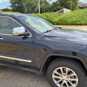2011 JEEP GRAND CHEROKEE LIMITED — миниатюра 13