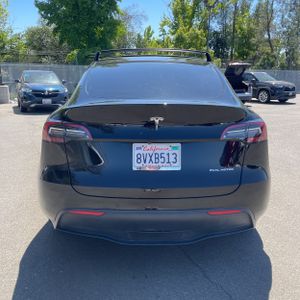 TESLA MODEL Y LONG RANGE - 7