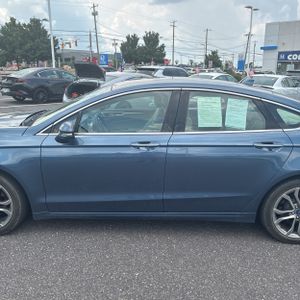 صورة 4 لـ 2019 FORD FUSION SEL
