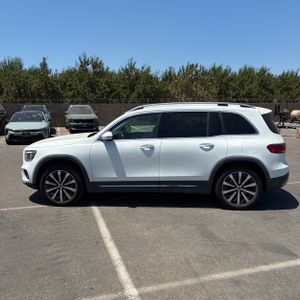 صورة 3 لـ 2021 Mercedes-BENZ GLB