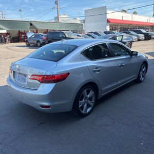 2014 Acura ILX 2.0L 照片 7