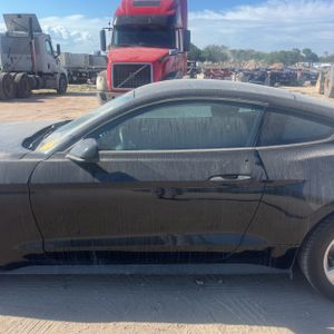 FORD MUSTANG ECOBOOST - 4