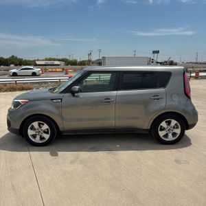صورة 3 لـ 2019 KIA SOUL BASE