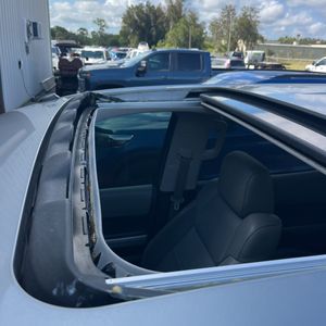 2019 Toyota TUNDRA LIMITED photo 36