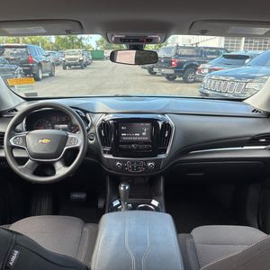 2018 Chevrolet TRAVERSE LS thumbnail 35