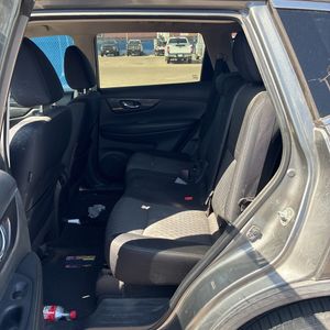 2017 Nissan ROGUE SV — миниатюра 34
