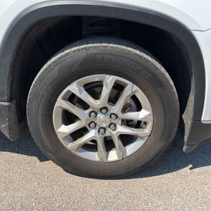 صورة 18 لـ 2018 Chevrolet TRAVERSE LT CLOTH