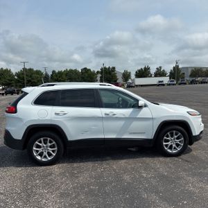 2017 JEEP CHEROKEE LATITUDE — фото 10