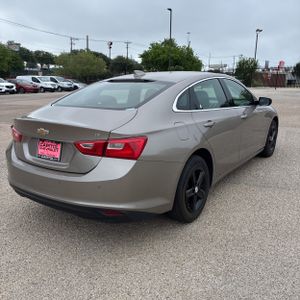 CHEVROLET MALIBU LT - 8