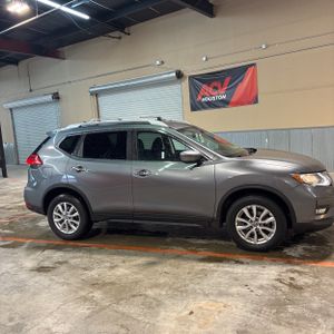 NISSAN ROGUE SV - 10