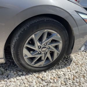 صورة مصغرة 20 لـ 2024 Hyundai ELANTRA SEL