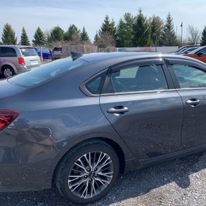 KIA FORTE GT-LINE - 9