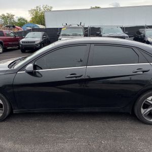 HYUNDAI ELANTRA LIMITED - 4