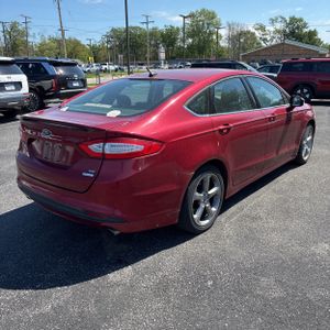 FORD FUSION SE - 8