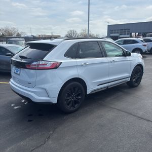 FORD EDGE SE - 8