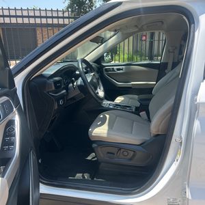 صورة مصغرة 31 لـ 2023 FORD EXPLORER XLT