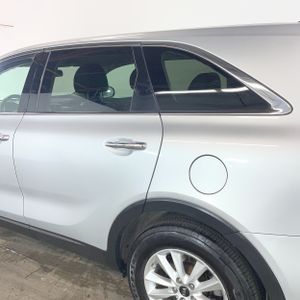 صورة 6 لـ 2019 KIA SORENTO LX