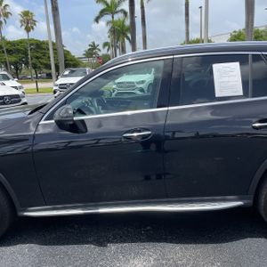 2025 Mercedes-BENZ GLC 照片 4